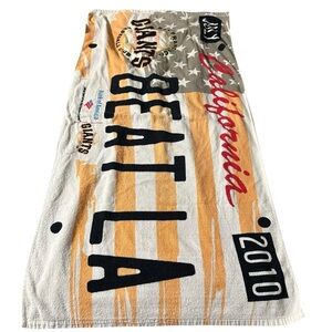 2010 SAN FRANCISCO GIANTS AUTHENTIC 4TH OF JULY “BEAT LA” BEACH TOWEL